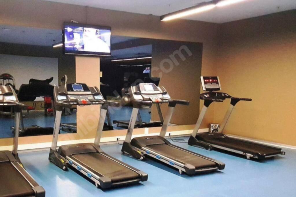 Magneficent Luxury Residence With Pool And Fitnes Истанбул Екстериор снимка
