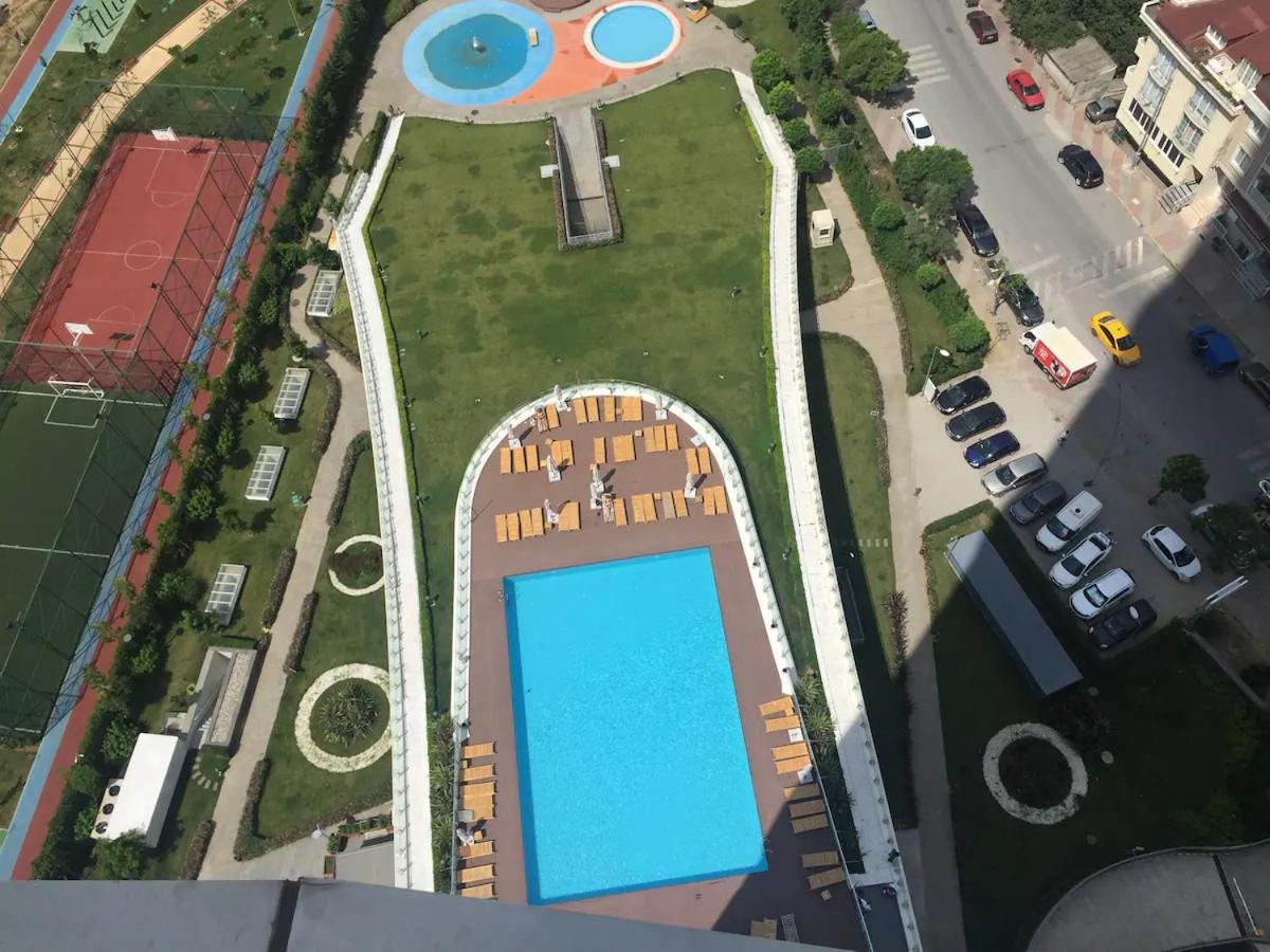Magneficent Luxury Residence With Pool And Fitnes Истанбул Екстериор снимка