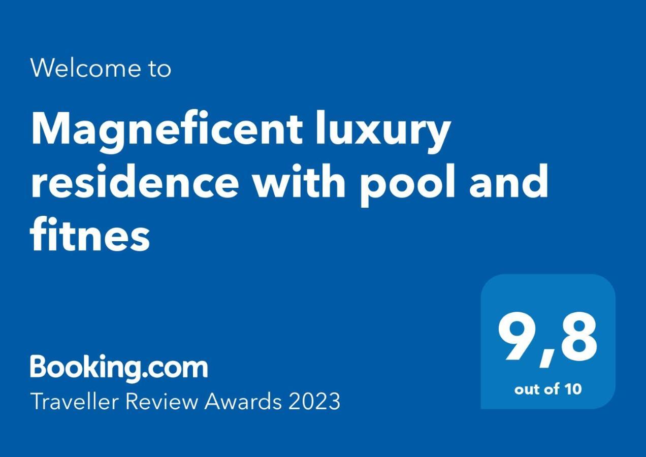 Magneficent Luxury Residence With Pool And Fitnes Истанбул Екстериор снимка